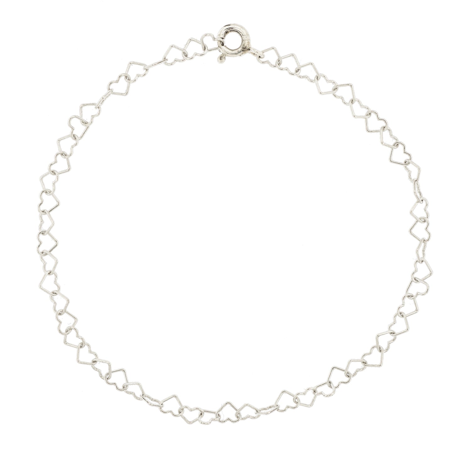 Immagina un bracciale delicato e leggero, composto da una fila di piccoli cuori, questo bracciale è realizzato con un sottile filo d’argento, lucido e liscio al tatto. Il design è semplice ma ricco di significato, ideale per chi ama dettagli raffinati e romantici. Il bracciale, venduto dal nostro laboratorio orafo a Livorno, scivola dolcemente sul polso, regalando una sensazione di leggerezza e una carezza che accompagna ogni movimento.