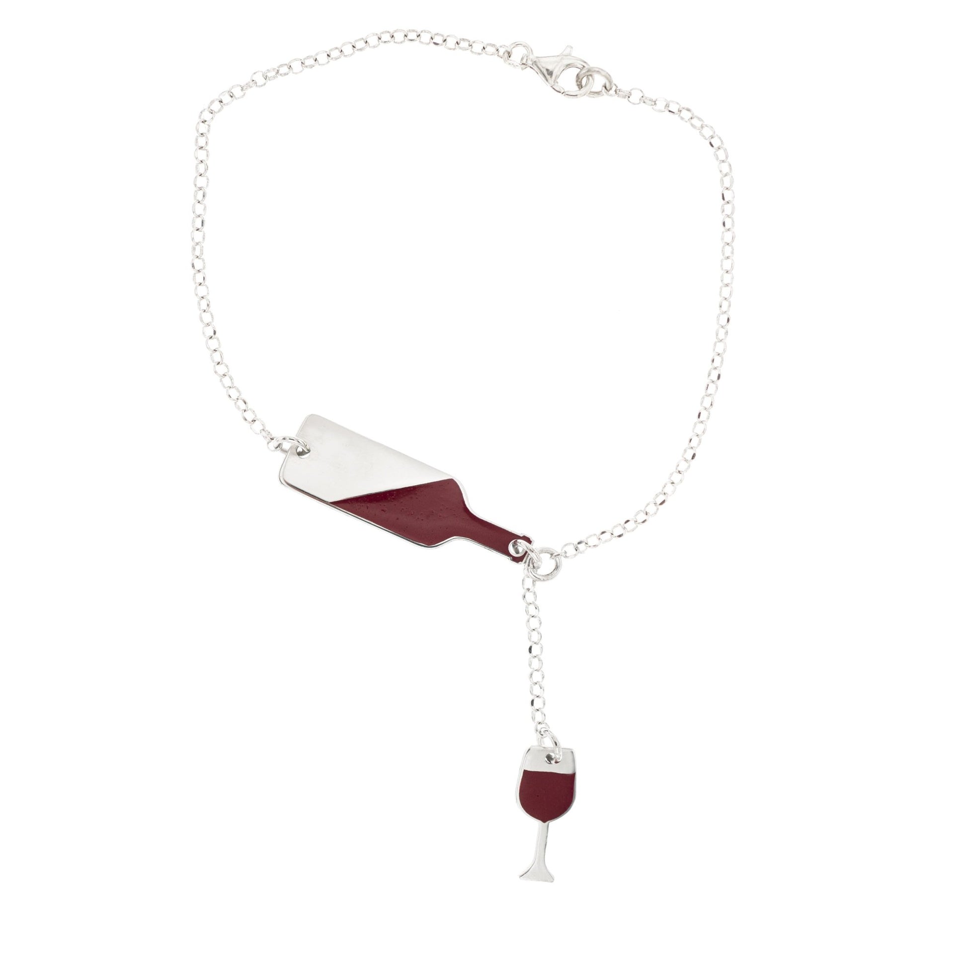  bracciale in argento con un design unico: una bottiglia di vino stilizzata smaltata di rosso, a cui è collegato un piccolo calice pendente. La bottiglia, smaltata obliqua, ricorda il vino mentre si versa, il calice completa il tema con eleganza. La catenina è a maglie rolò, con chiusura a moschettone regolabile, ideale per un look raffinato e originale. Perfetto per gli amanti del vino, questo gioiello aggiunge un tocco di stile e passione al polso. foto in bianco