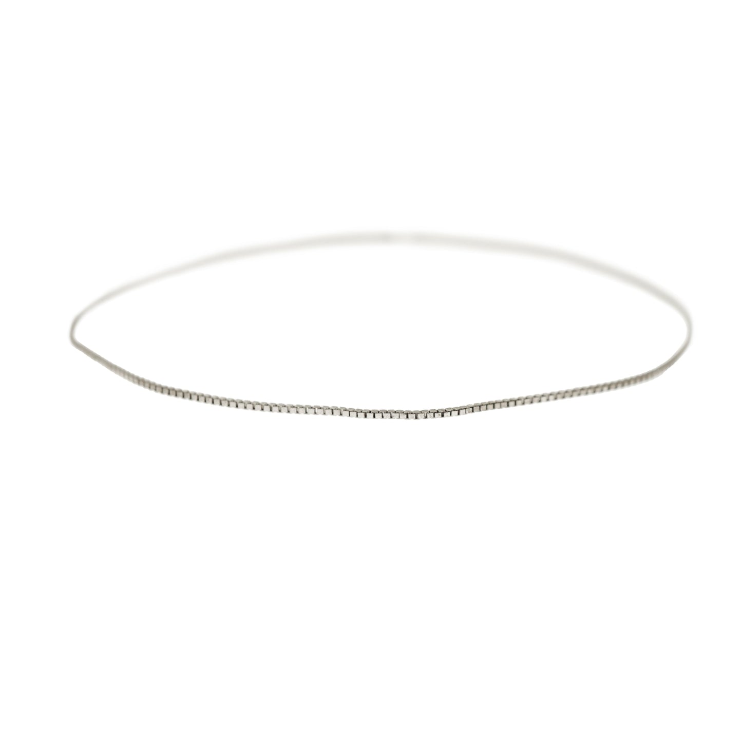 Bracciale saldato al polso realizzato nel nostro laboratorio orafo a Livorno, un’esperienza unica da vivere e portare sempre con sé