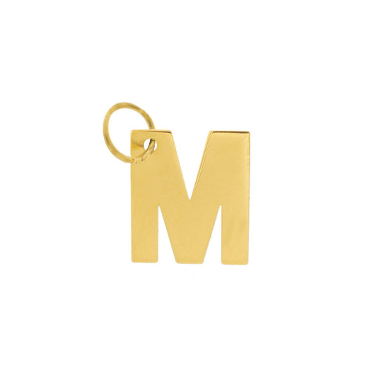 Ciondolo lettera "M" in oro giallo, bianco o argento 925°, rifinito a mano. Altezza 10 mm. Un gioiello semplice, raffinato e personalizzabile, perfetto per portare sempre con sé l’iniziale di una persona cara.