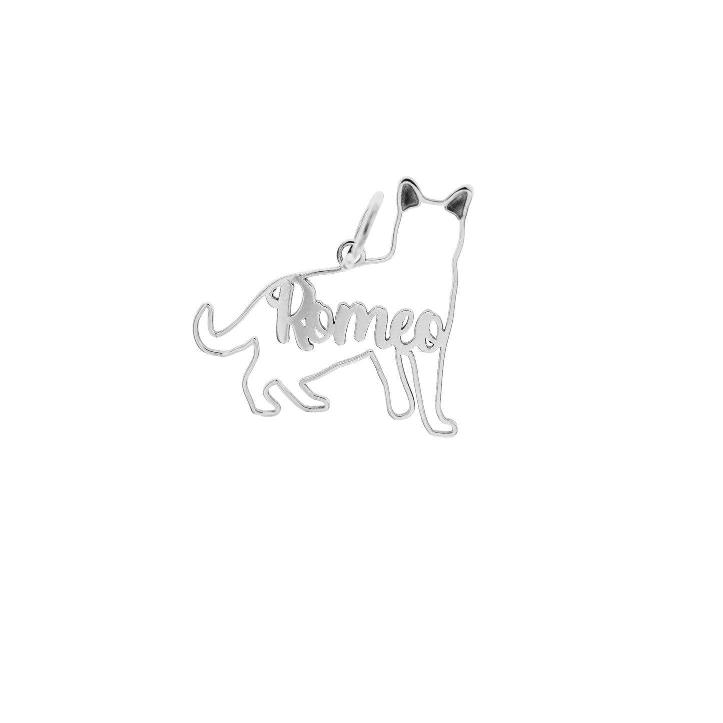 Ciondolo artigianale in argento 925, a forma di animale, con nome inciso personalizzabile. Un gioiello affettuoso e unico, ideale per celebrare chi ami.