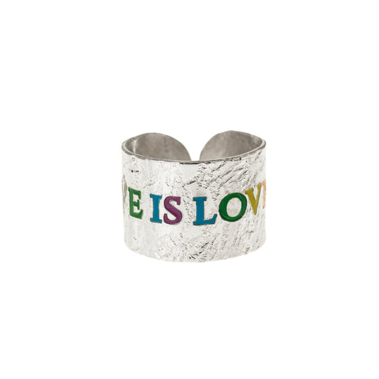 foto anello Medium con fascia alta di 15 mm in argento 925, realizzato a mano nel nostro laboratorio orafo, con incisione personalizzabile e smaltatura. incisione interna, personalizzata e numerata