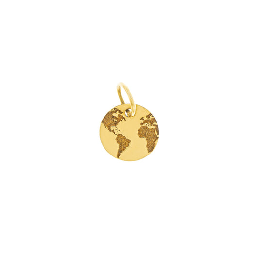 Medaglia tonda da 8 mm in oro giallo, bianco o argento 925°, realizzata a mano e incisa a laser con il disegno del planisfero terrestre. Un gioiello simbolico, leggero e raffinato, che celebra il mondo e i suoi legami. Perfetta per chi ama viaggiare, sognare o portare sempre con sé un simbolo universale di unione e appartenenza.